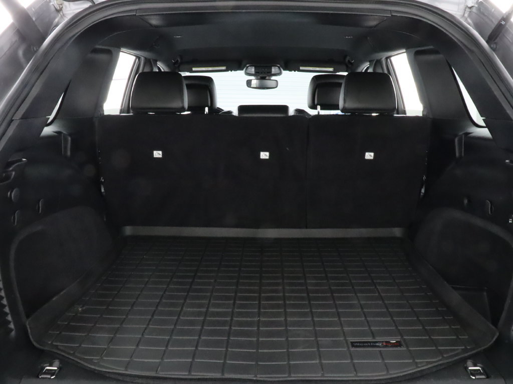 Used 2020 Jeep Grand Cherokee Altitude RWD image 30