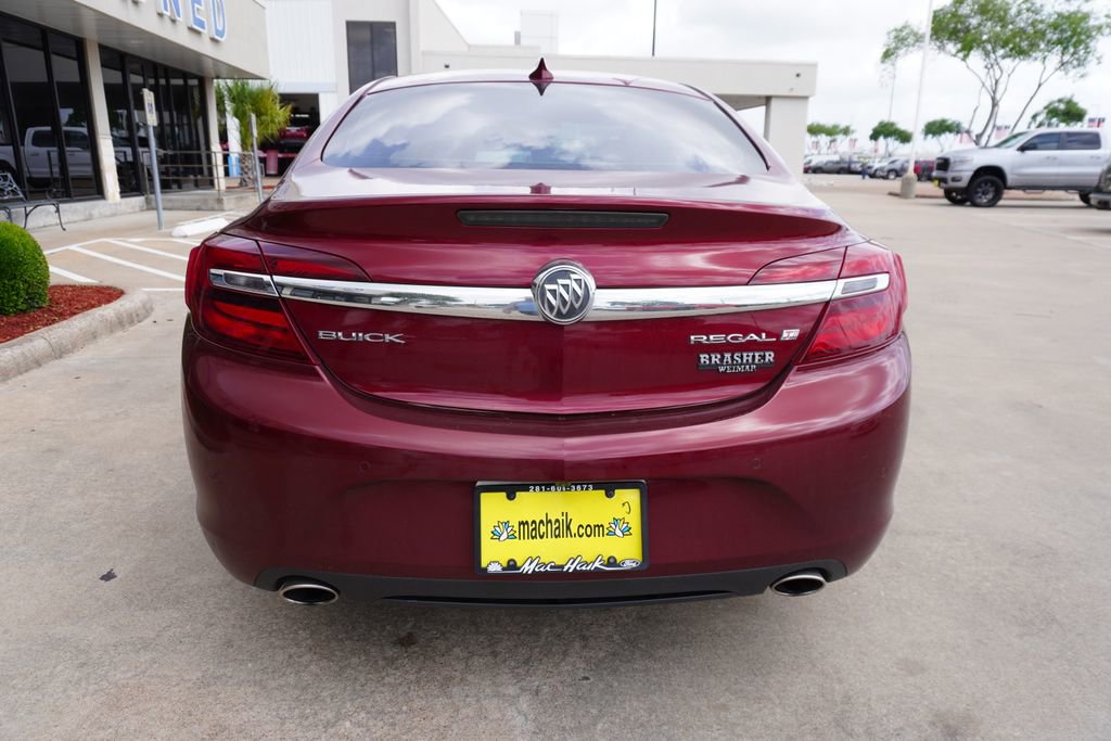 Used 2017 Buick Regal Premium image 5