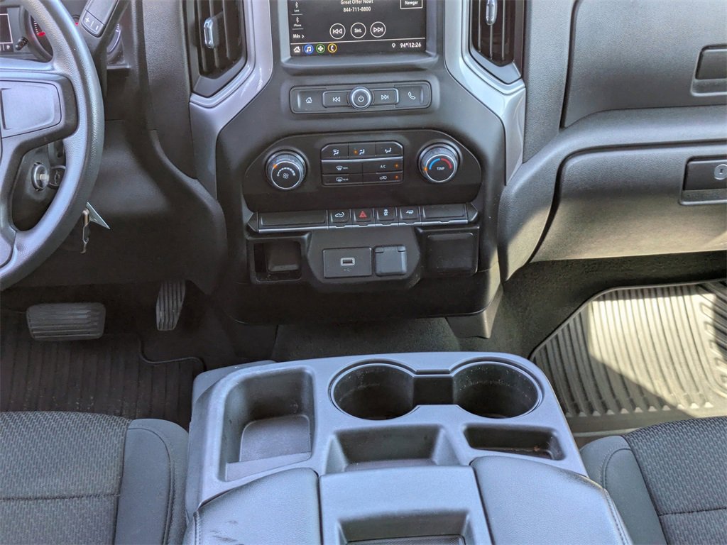 Used 2019 Chevrolet Silverado 1500 Custom w/ Custom Value Package image 18