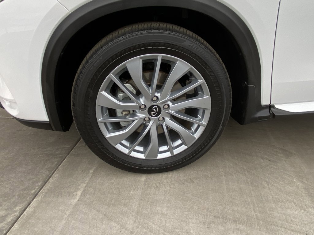 Used 2024 INFINITI QX50 Luxe image 9