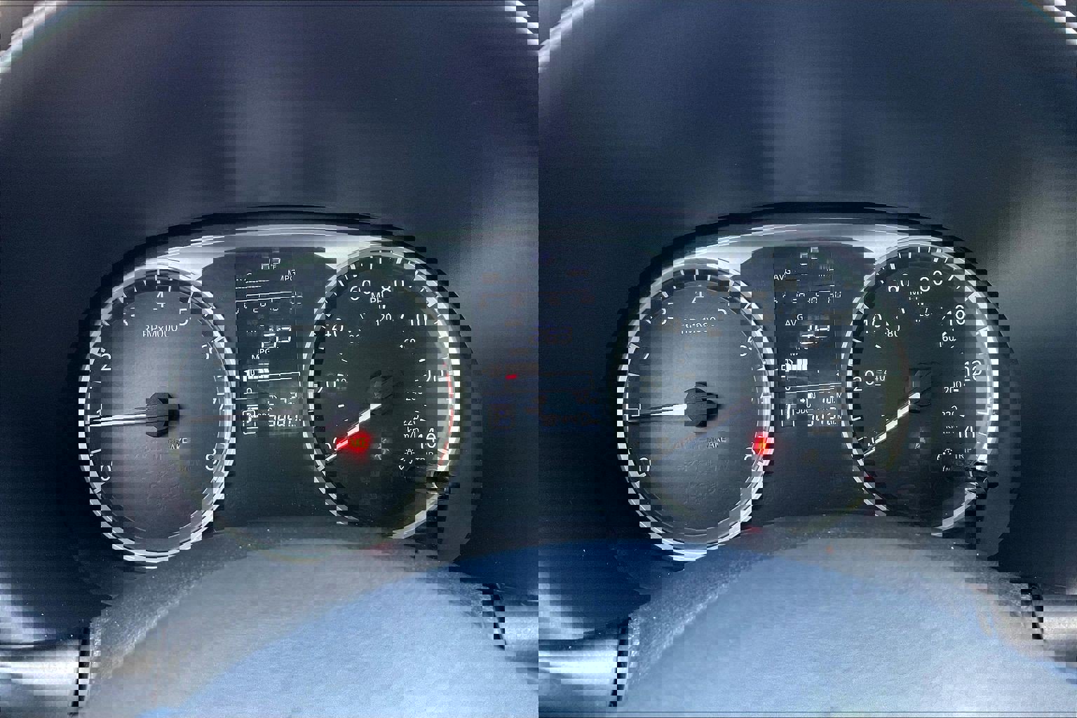 Used 2020 Nissan Kicks S FWD image 12