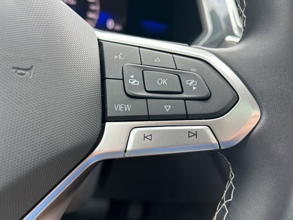 Used 2023 Volkswagen Tiguan SE image 27