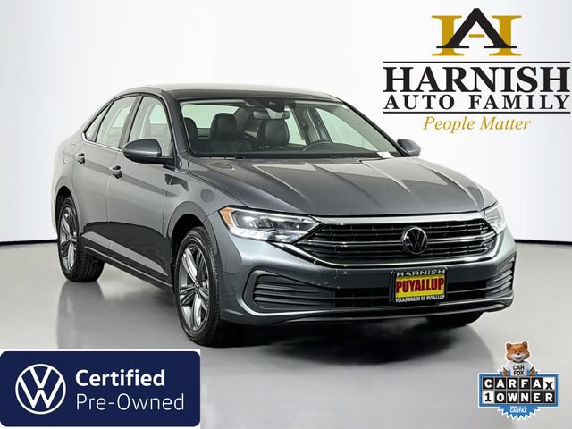 Certified 2024 Volkswagen Jetta SE FWD image 1