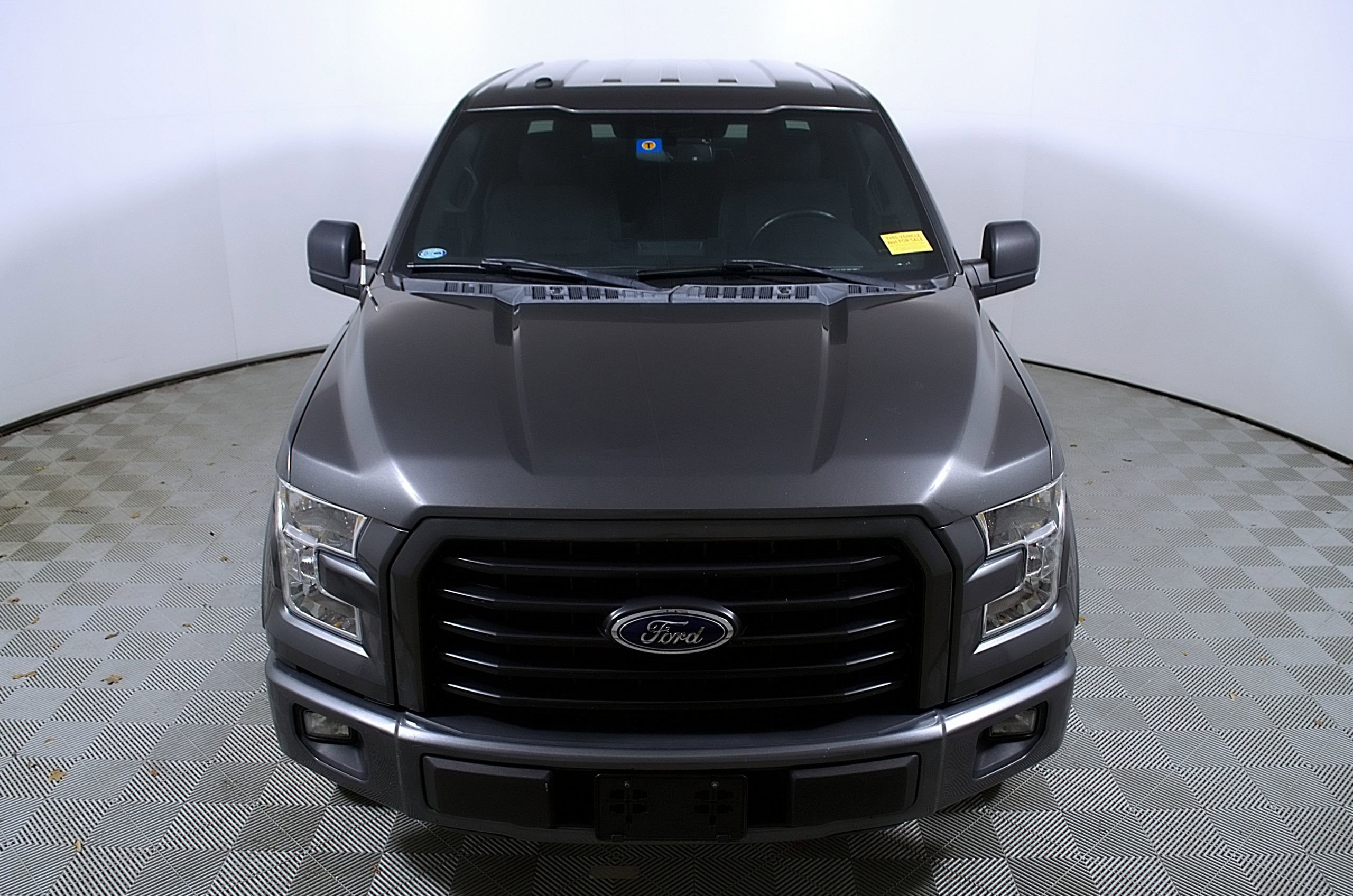 Used 2016 Ford F150 XLT w/ Equipment Group 302A Luxury image 4