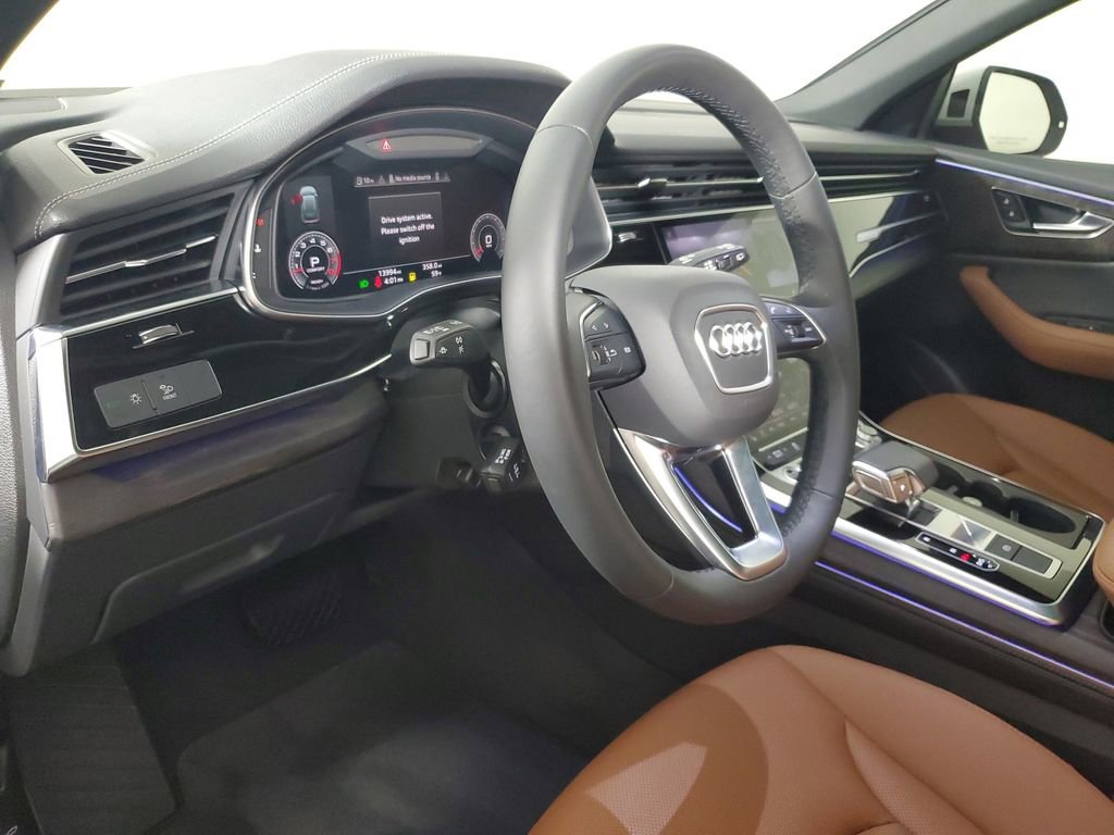 Used 2023 Audi Q8 Premium Plus image 24