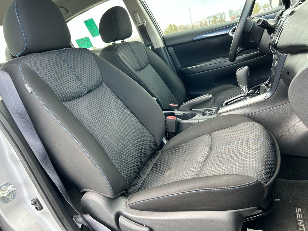 Used 2017 Nissan Sentra SR w/ Driver's Assist Package image 11