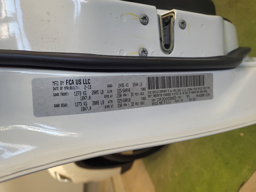 Used 2019 Jeep Cherokee Limited image 33