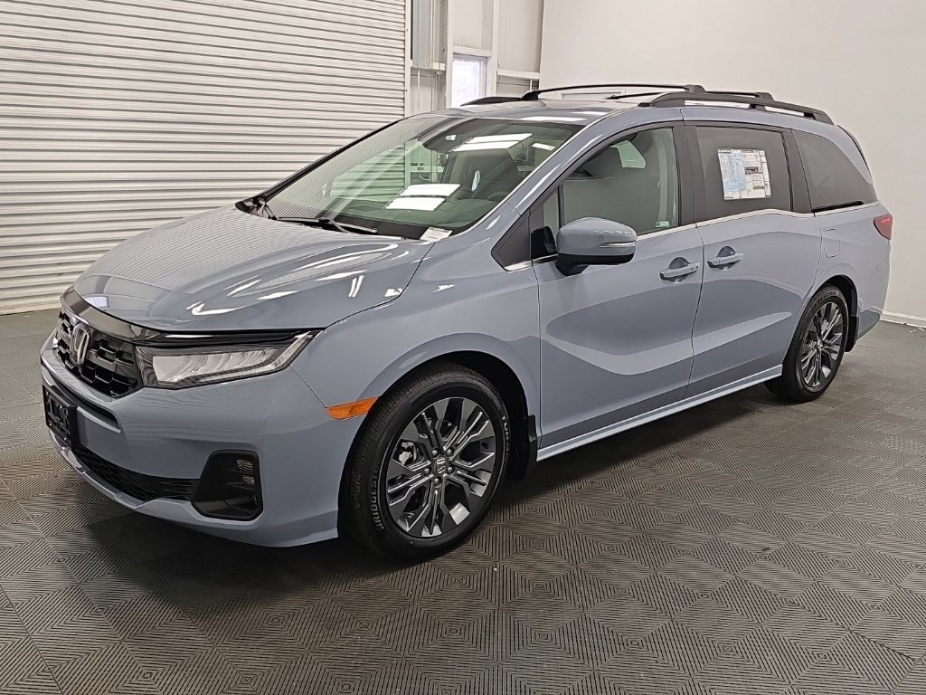 New 2027 Honda Odyssey Touring image 4