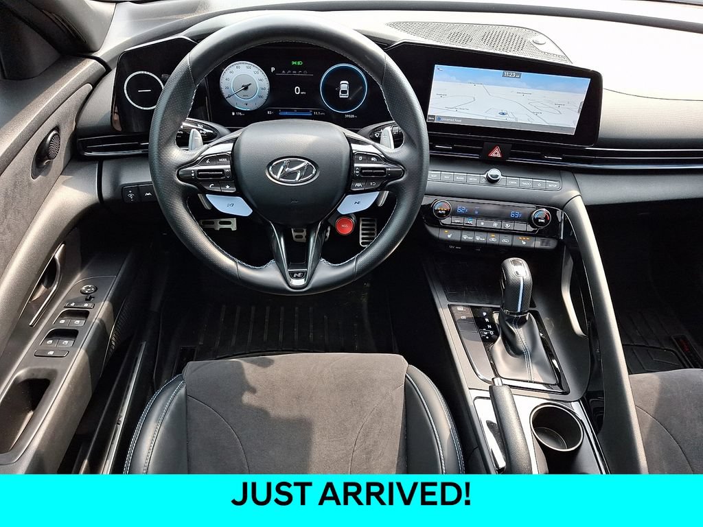 Used 2022 Hyundai Elantra N FWD image 10