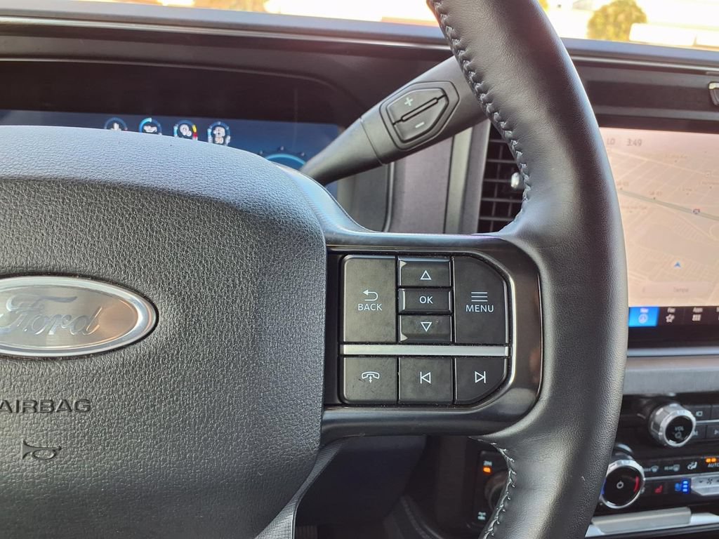 Used 2025 Ford F350 Platinum w/ FX4 Off-Road Package AWD/4WD image 36