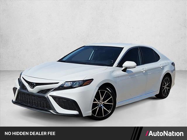 Used 2023 Toyota Camry SE FWD image 1