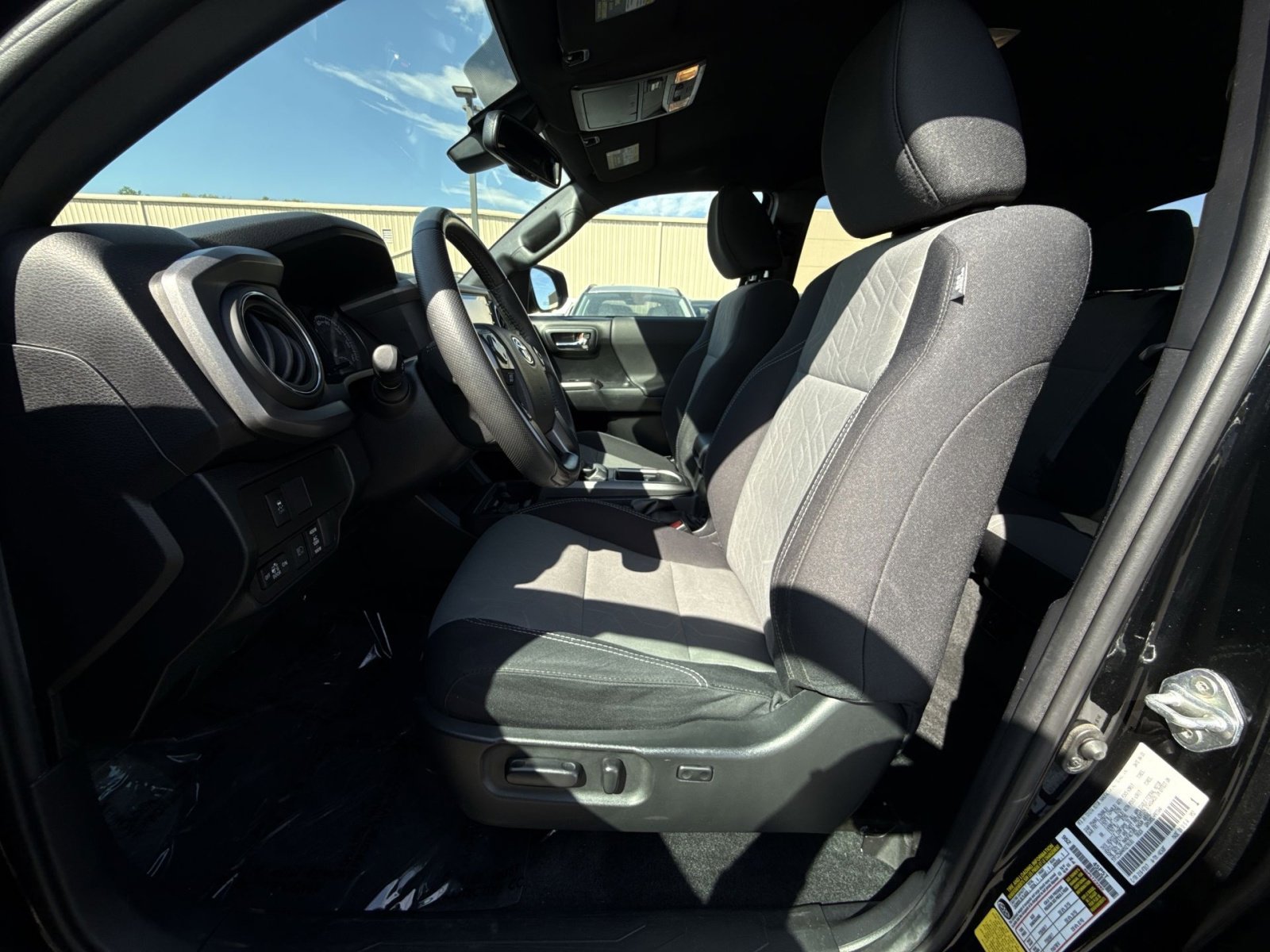 Used 2021 Toyota Tacoma TRD Sport image 13