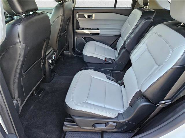 Used 2021 Ford Explorer XLT w/ Equipment Group 202A image 18