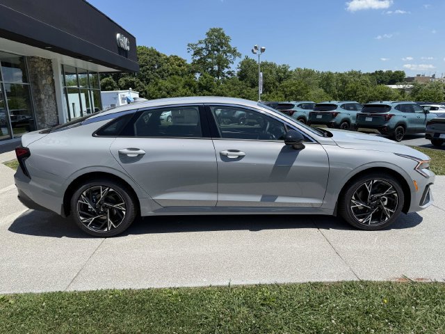 New 2026 Kia K5 GT-Line w/ GT-Line Red Interior Package FWD image 4
