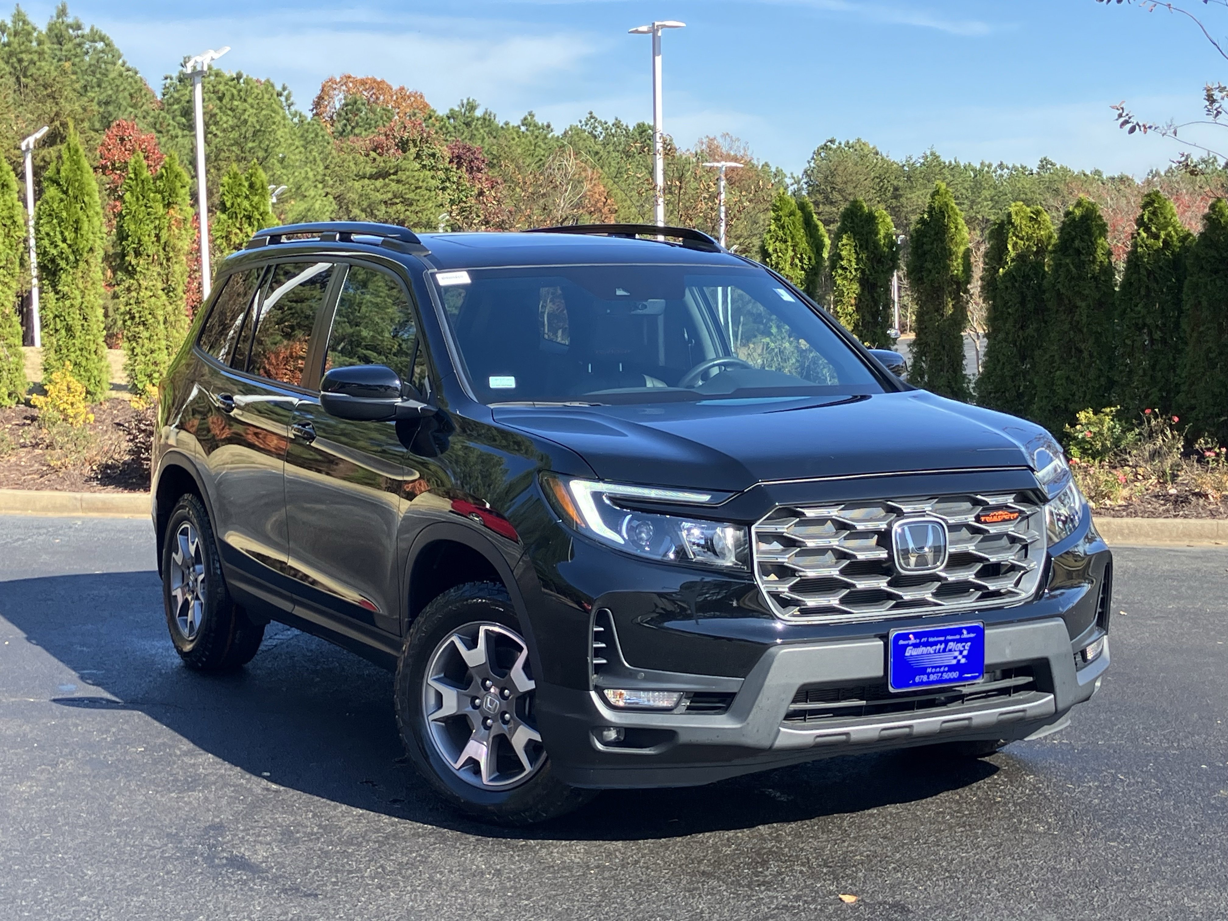 Certified 2023 Honda Passport TrailSport image 2
