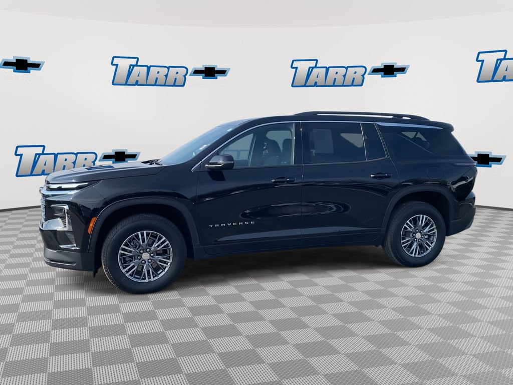 Used 2025 Chevrolet Traverse LT image 5