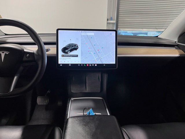 Used 2021 Tesla Model Y Long Range AWD/4WD image 21