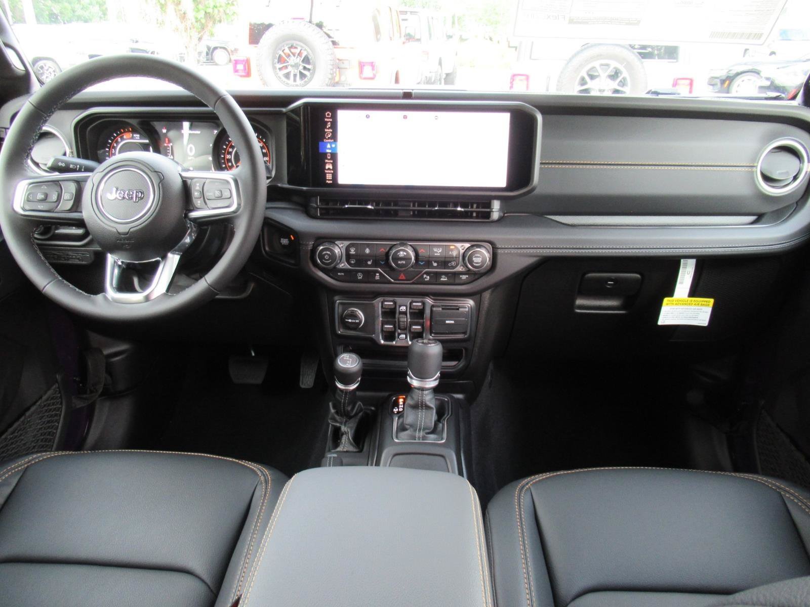 New 2026 Jeep Wrangler Unlimited Sahara AWD/4WD image 12