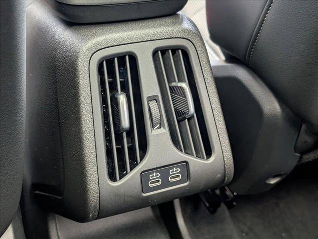 Used 2025 BMW X1 xDrive28i w/ Technology Package AWD/4WD image 18