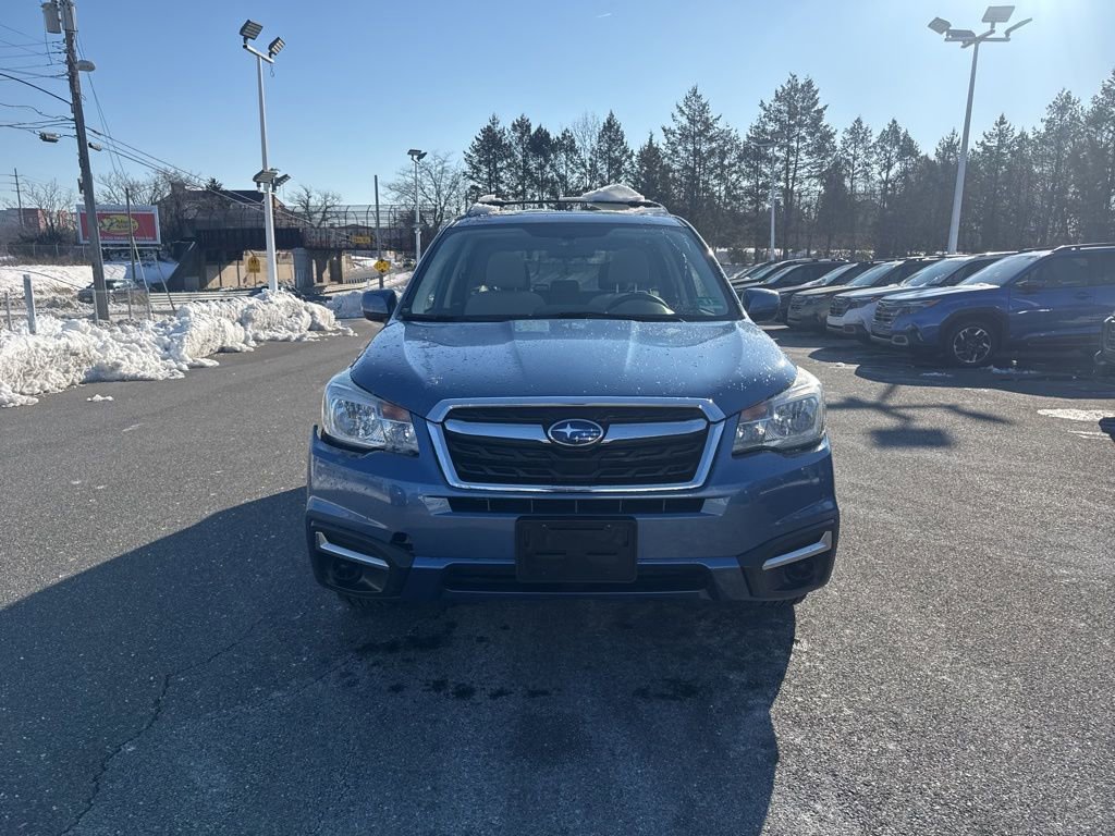 Used 2017 Subaru Forester 2.5i Premium w/ All-Weather Package image 3
