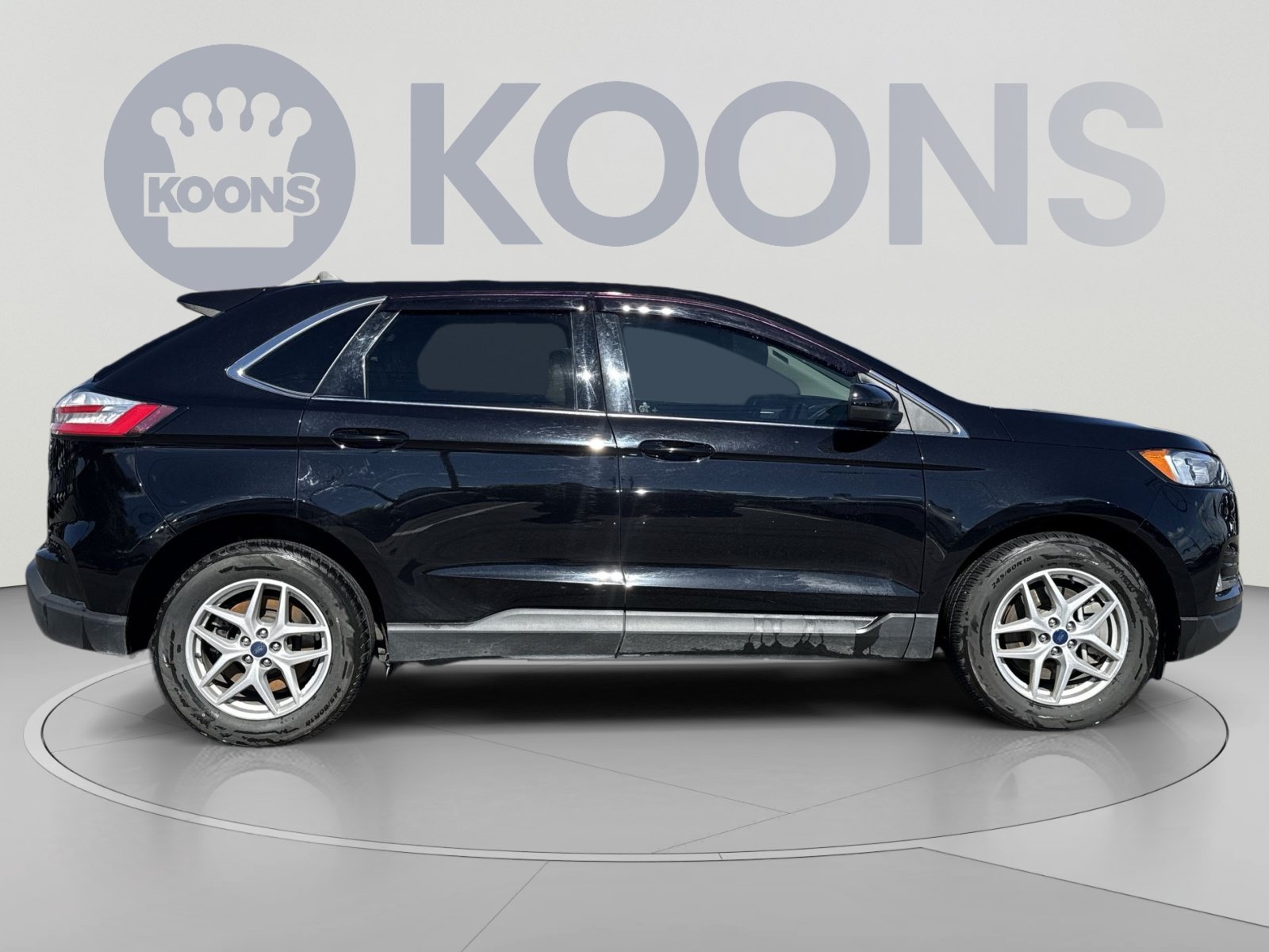 Used 2021 Ford Edge SEL w/ Convenience Package AWD/4WD image 8
