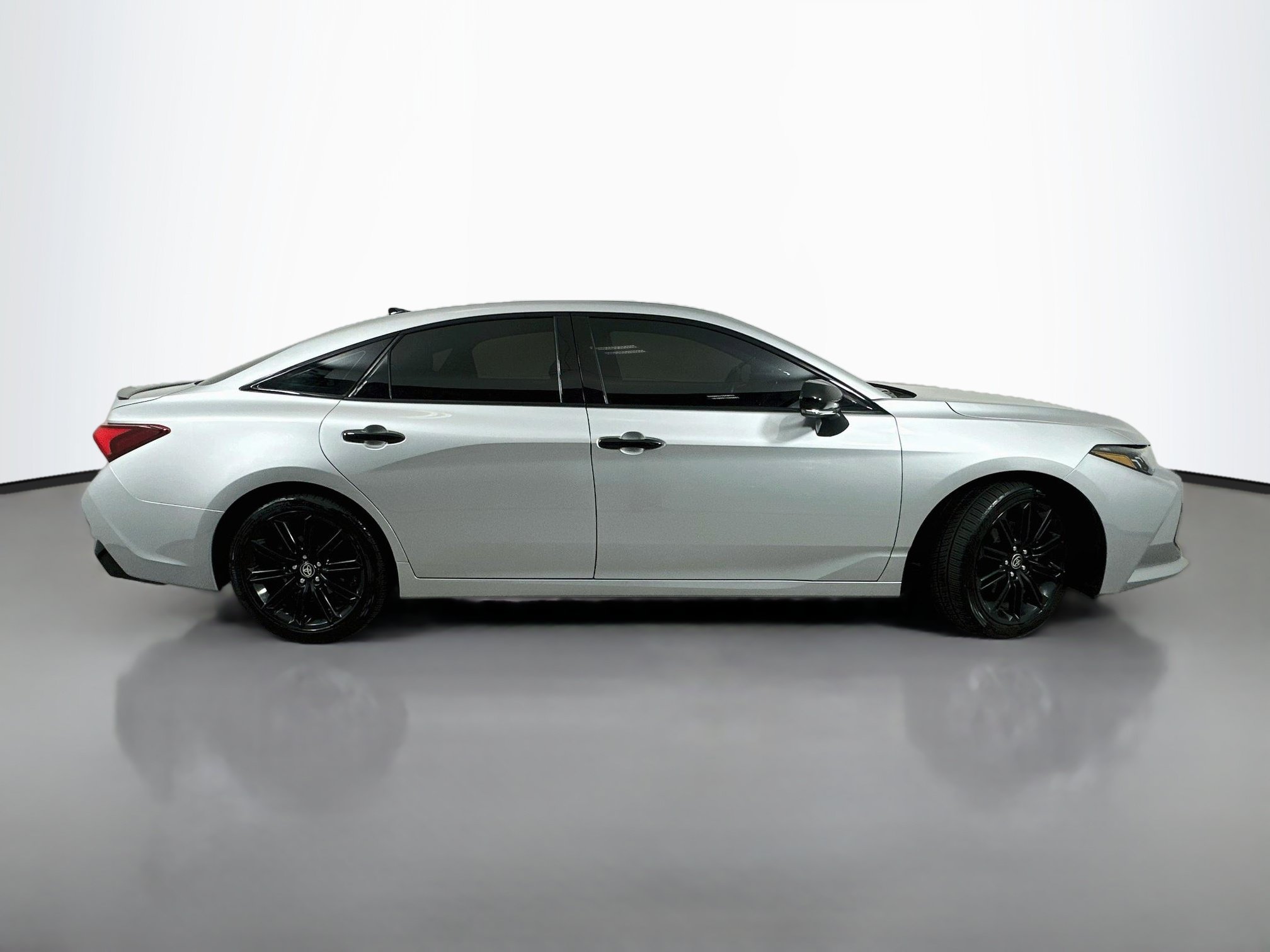 Certified 2021 Toyota Avalon XSE FWD image 8