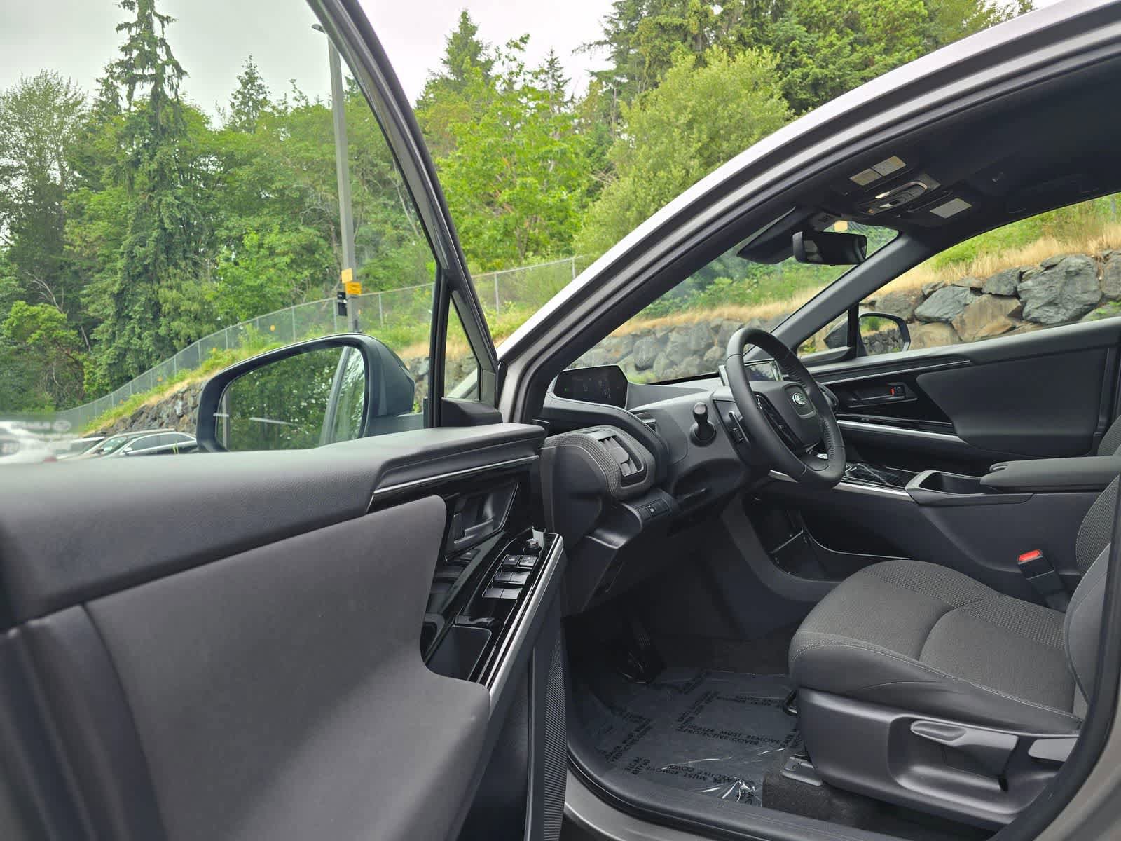 Certified 2023 Subaru Solterra AWD image 18