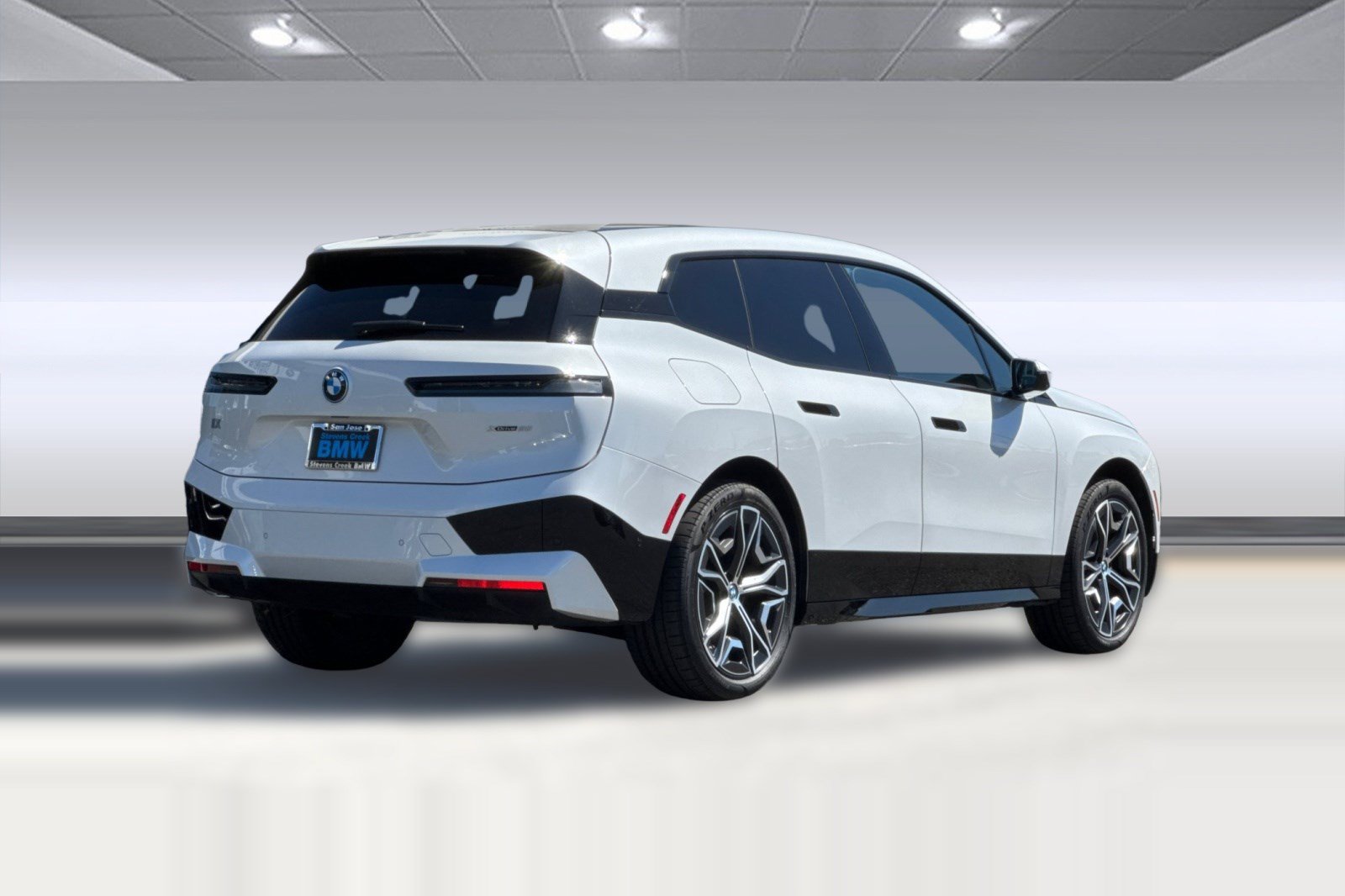 Certified 2024 BMW iX xDrive50 w/ Sport Package AWD/4WD image 9