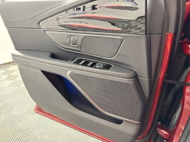 New 2026 Lincoln Nautilus Premier w/ Jet Appearance Package AWD/4WD image 14