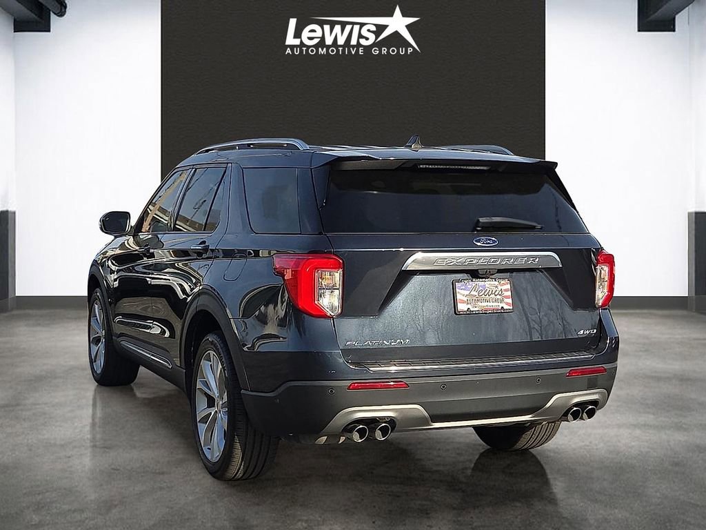 Used 2022 Ford Explorer Platinum w/ Equipment Group 601A AWD/4WD image 3