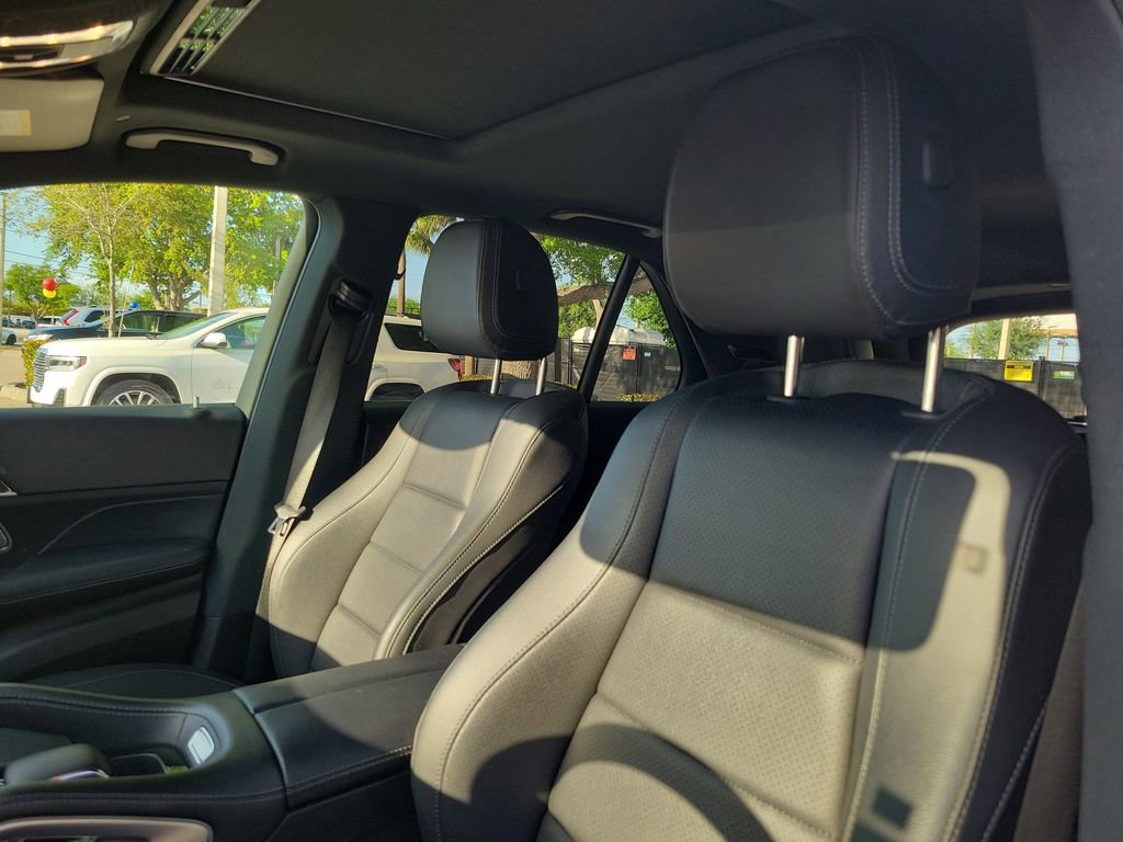 Used 2020 Mercedes-Benz GLE 350 4MATIC image 22