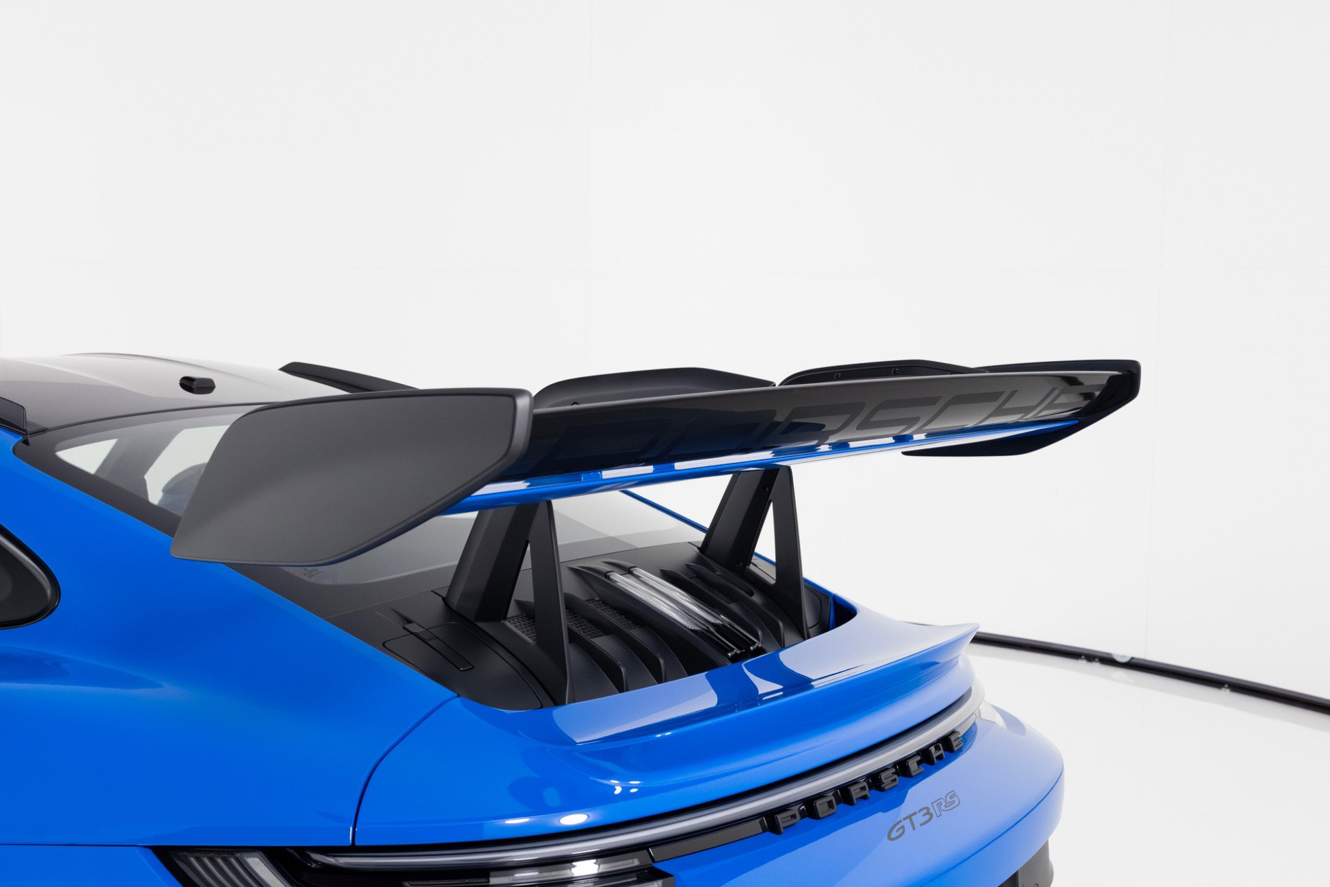 Used 2025 Porsche 911 GT3 RS image 66