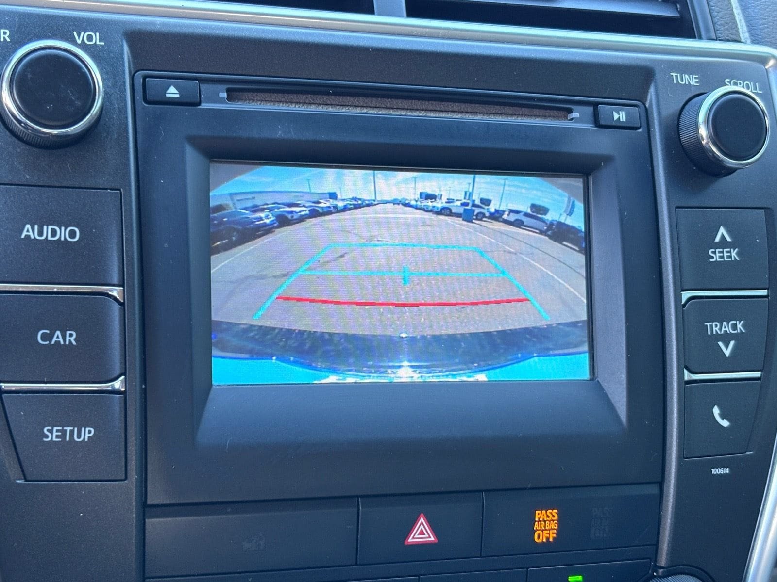 Used 2017 Toyota Camry LE FWD image 29