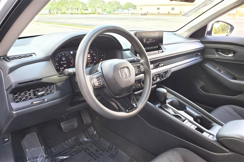 Used 2024 Honda Accord EX image 8