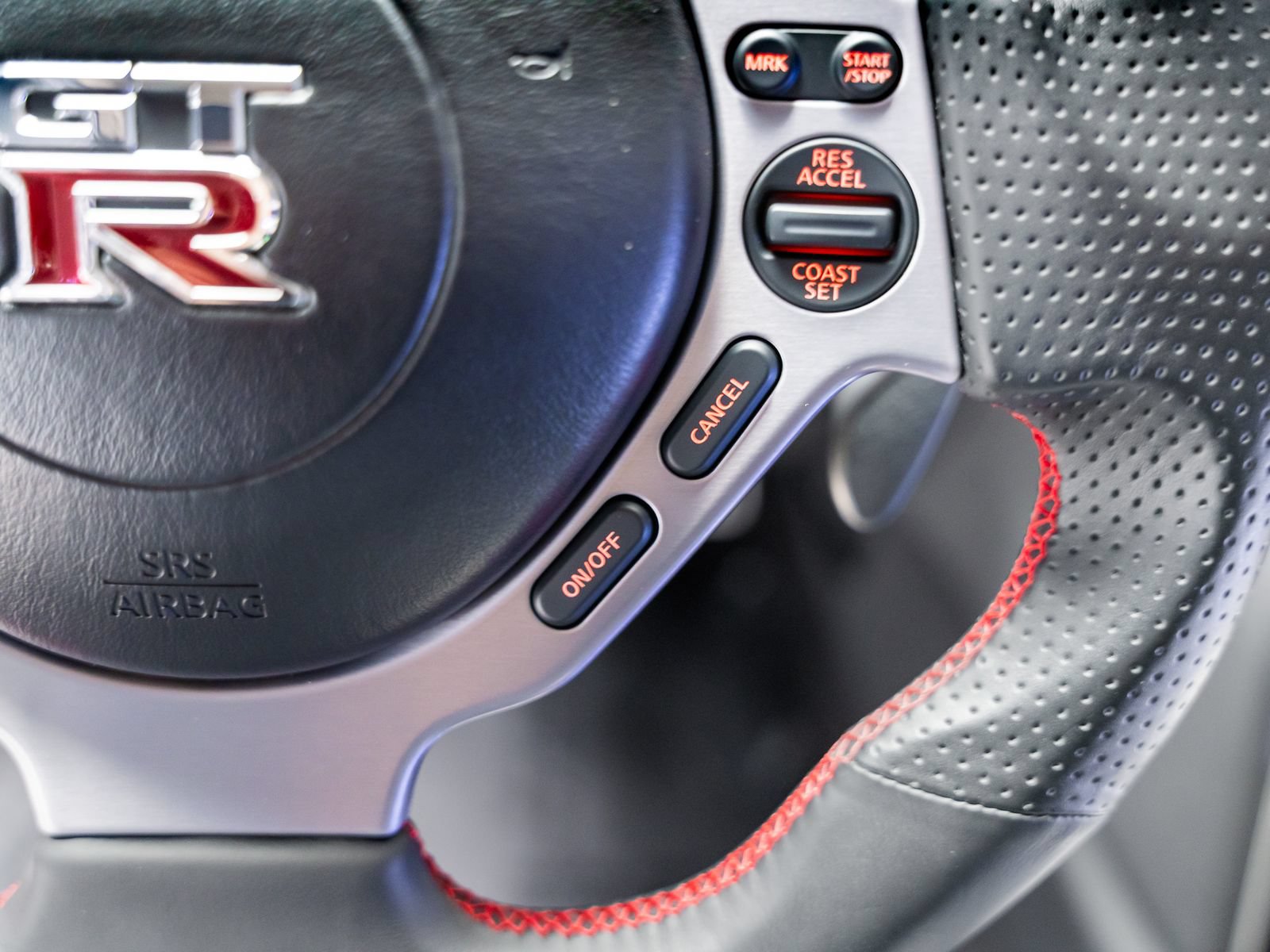 Used 2009 Nissan GT-R Premium AWD/4WD image 47
