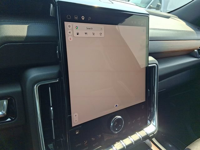 Certified 2025 GMC Yukon XL Denali AWD/4WD image 18