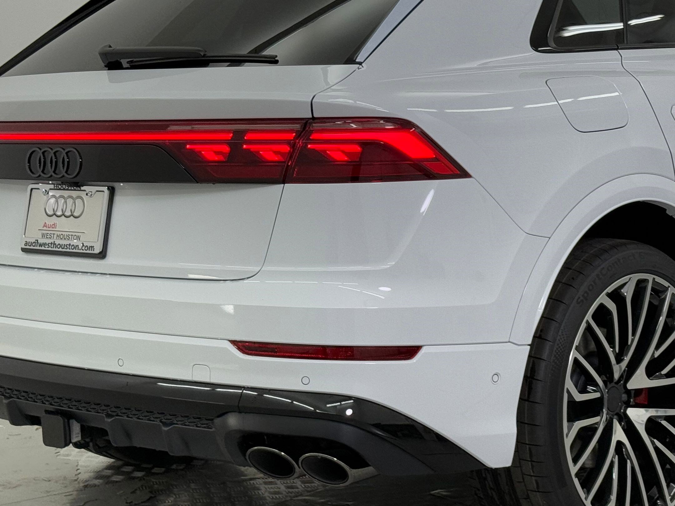 New 2026 Audi SQ8 Prestige image 13