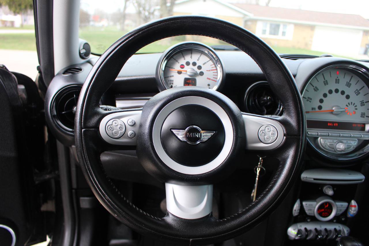 Used 2010 MINI Cooper Hardtop image 18