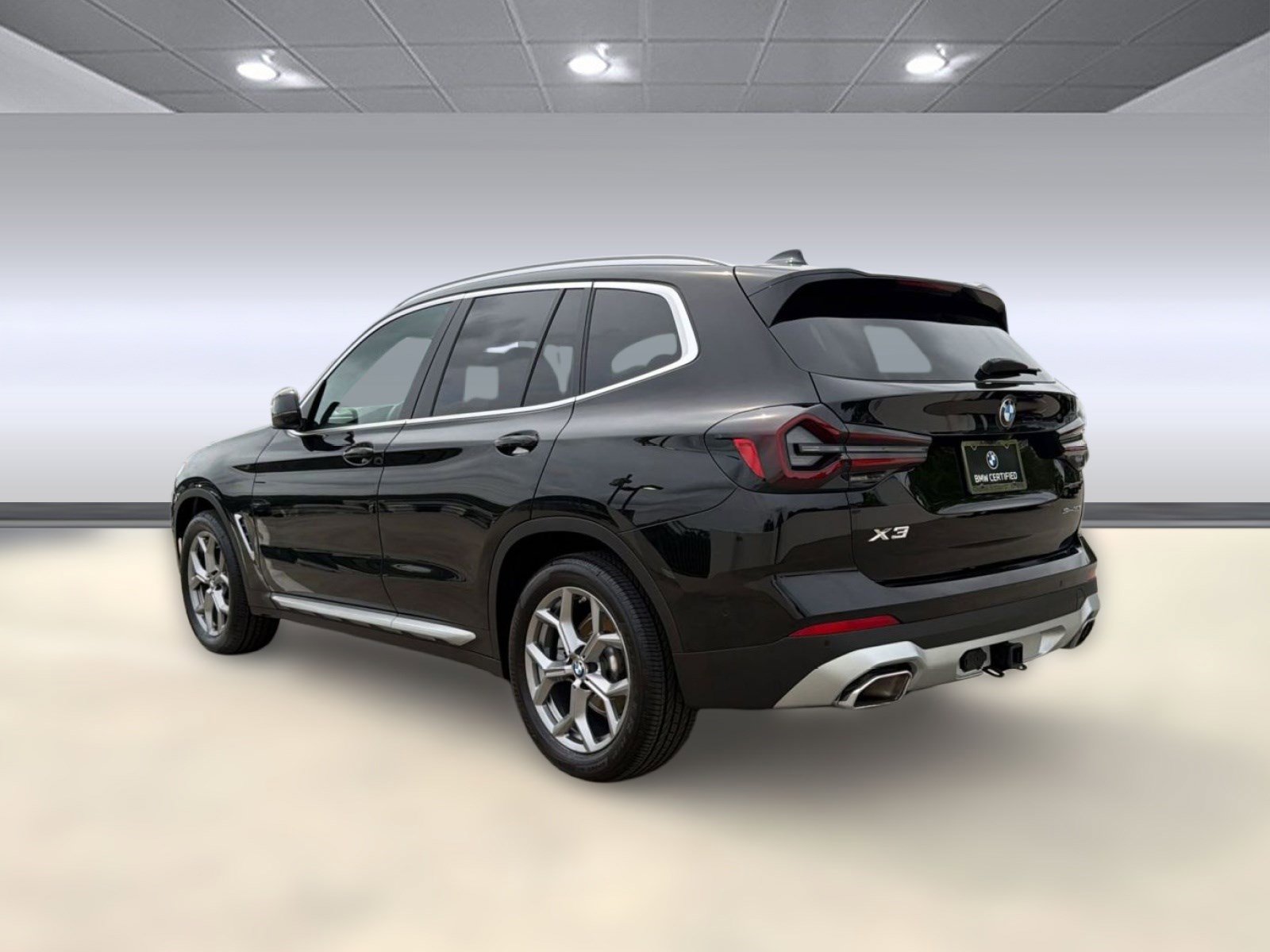Certified 2023 BMW X3 sDrive30i w/ Premium Package image 3