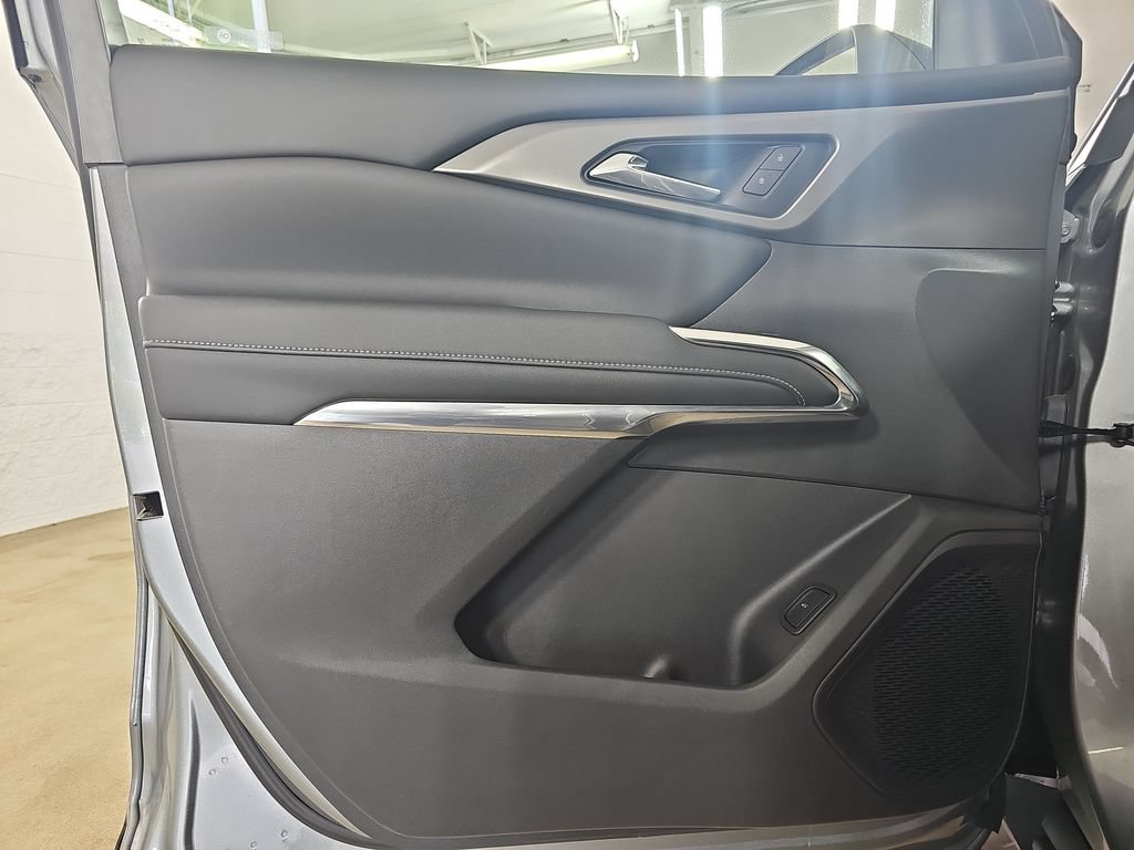 Certified 2024 Chevrolet Traverse LT AWD/4WD image 34