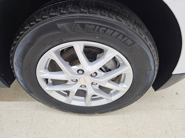 Used 2024 Chevrolet Equinox LT image 9