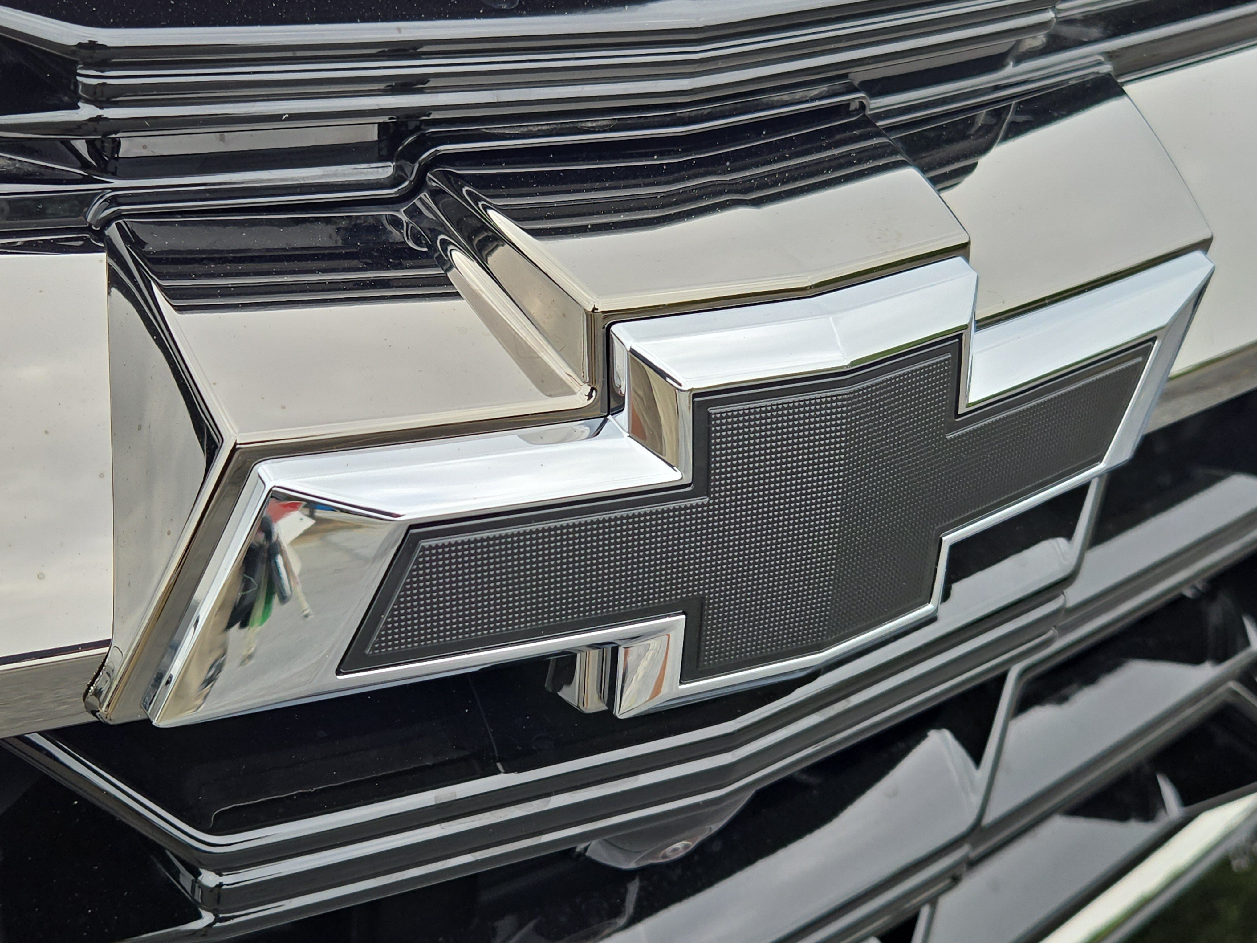 New 2026 Chevrolet Equinox ACTIV w/ Convenience Package III FWD image 15