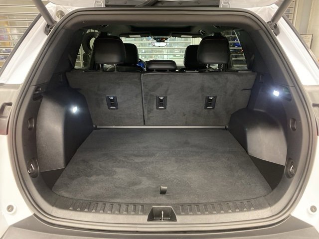 Certified 2025 Chevrolet Equinox RS w/ Safety and Technology Package image 9