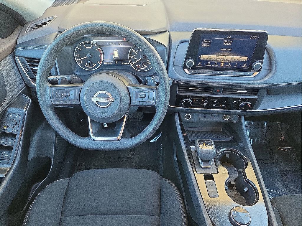 Used 2023 Nissan Rogue S image 15