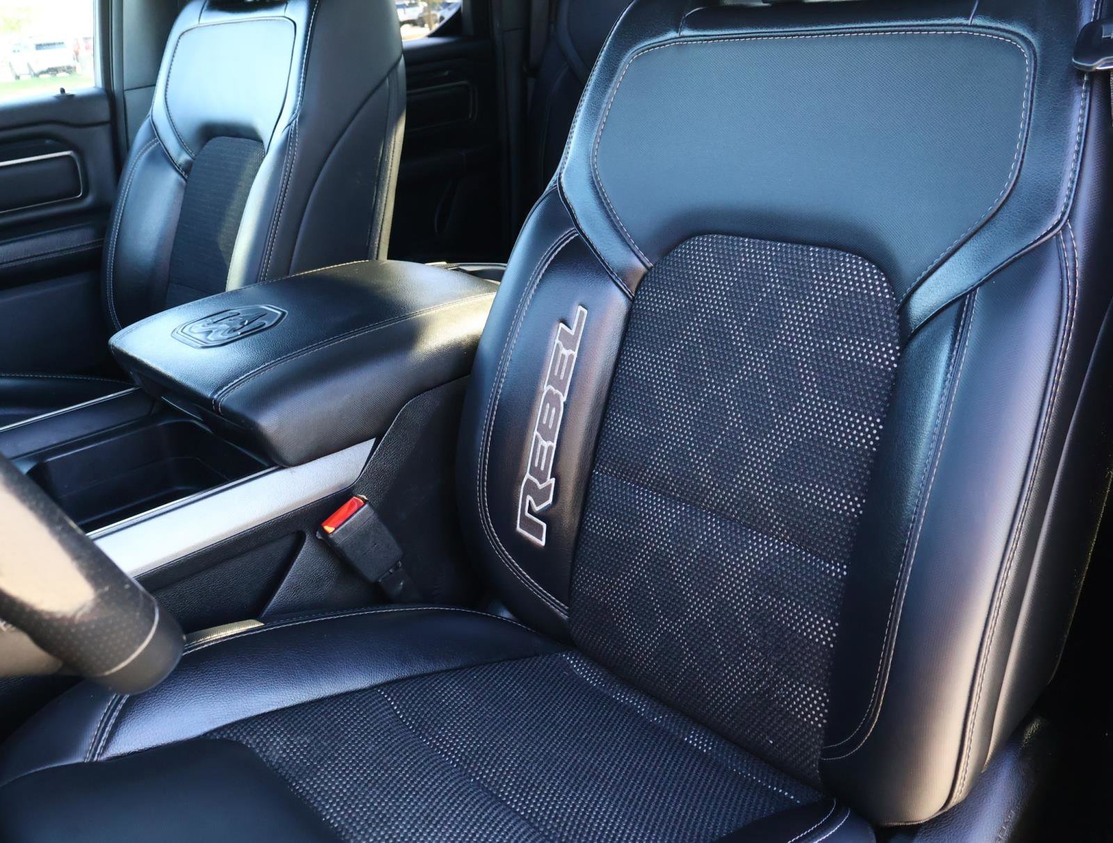 Used 2020 RAM 1500 Rebel image 14