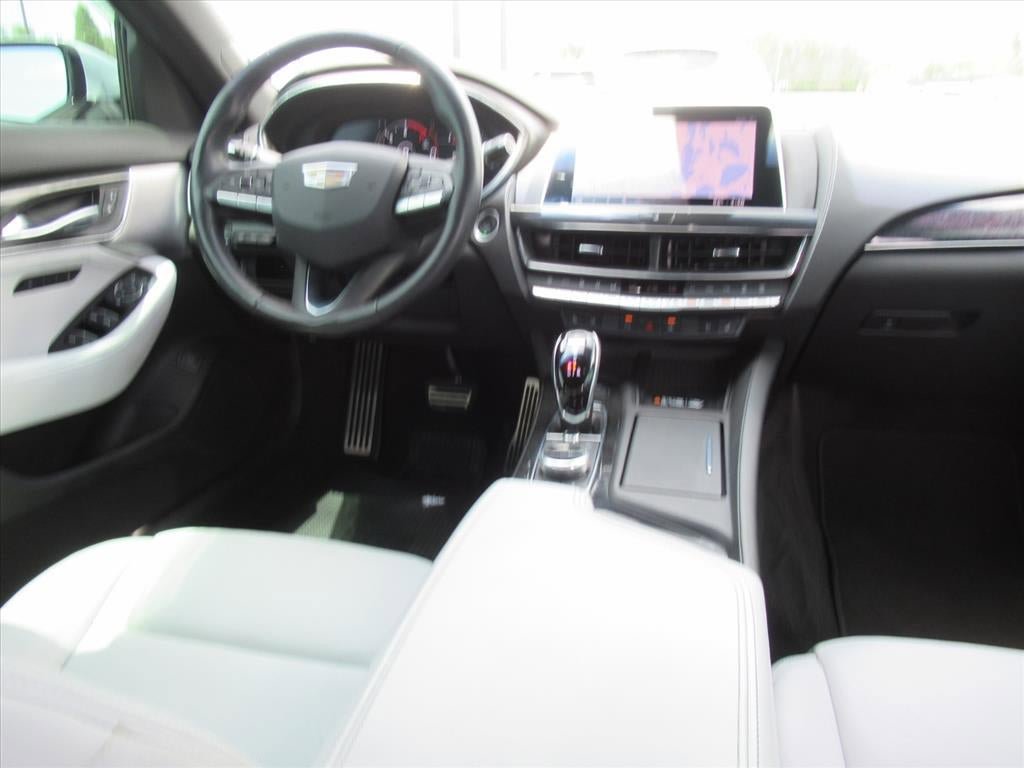 Used 2022 Cadillac CT5 Premium Luxury RWD image 13