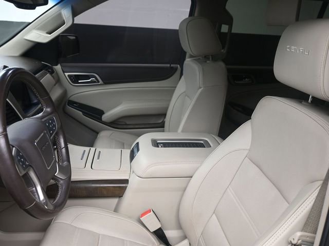 Used 2018 GMC Yukon Denali w/ Denali Ultimate Package AWD/4WD image 27