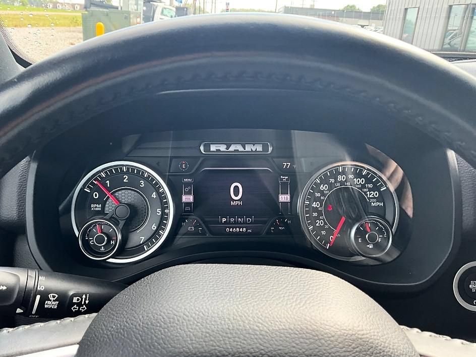Used 2022 RAM 1500 Big Horn AWD/4WD image 18