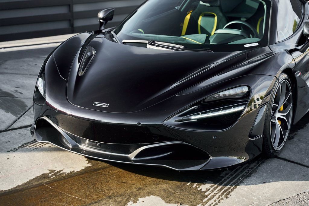 Used 2021 McLaren 720S RWD image 7