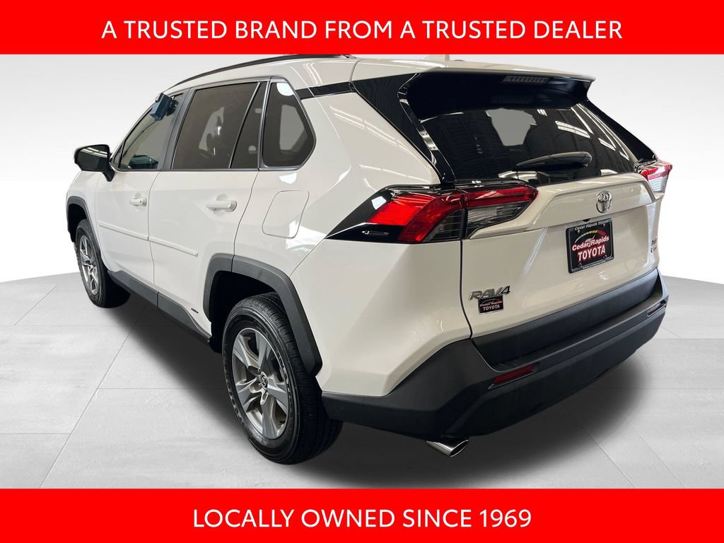 Certified 2025 Toyota RAV4 XLE AWD/4WD image 4